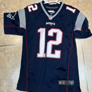 Medium NFL patriots jersey Number 12